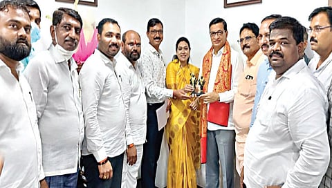 नाशिक : सातबारा बालाजी देवस्थानमुक्त, महसूलचा वीस हजार शेतकर्यांना दिलासा