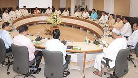 मुंबई : राजकीय, सामाजिक आणि कोरोना काळातील खटले मागे ; राज्य मंत्रिमंडळ बैठकीतील निर्णय