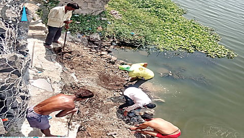 नाशिक मनपा : आयुक्तांच्या पाहणीनंतर दुसर्याच दिवशी धोबी घाटावर हातोडा