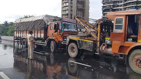 Accident on Mumbai Panvel Highway