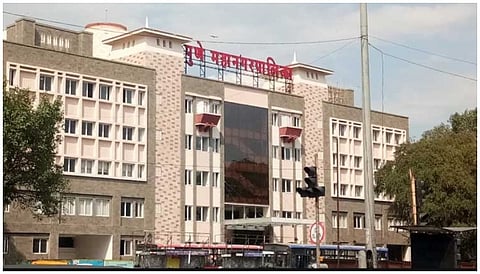 हॉटेलच्या अतिक्रमणावर हातोडा, बाणेरमध्ये महापालिका प्रशासनाची कारवाई