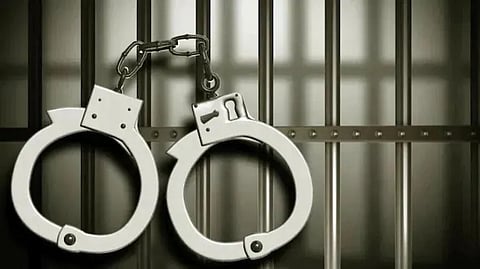 कामशेत : बेकायदा पिस्तूल बाळगल्याने कारवाई