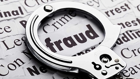 Pune crime news : पत्नीनेच पतीकडून उकळली खंडणी; पुण्यातील धक्कादायक प्रकार
