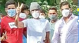 पक्षासाठी काहीही ! गंभीर आजारी असतानाही आ. जगताप यांनी बजावला मतदानाचा हक्क