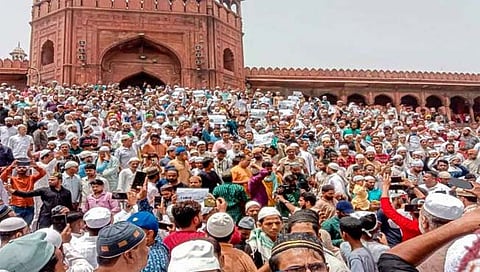 दिल्लीतील जामा मशिदीबाहेरील आंदोलनप्रकरणी अज्ञातांविरोधात गुन्हा दाखल