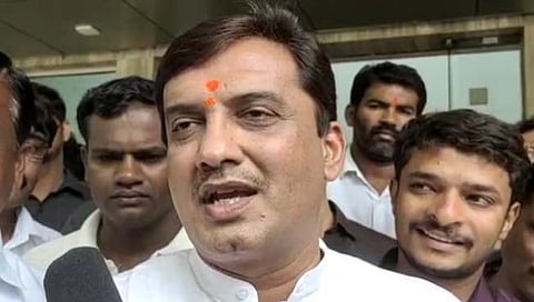 योद्ध्यांचे आशीर्वाद घेण्यासाठी पुण्यात खा.धनंजय महाडीक टिळक, जगतापांना भेटले