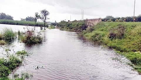 भुयारी मार्ग पाण्याखाली