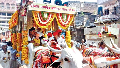 Wari 2022 : पावलों पंढरी आपुलें माहेर।