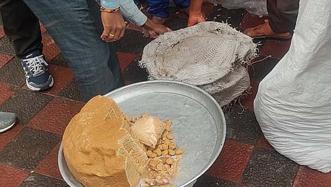 पंढरपूरमध्ये १५० किलो भेसळयुक्त पेढा जप्त; अन्न व औषध प्रशासन विभागाची कारवाई