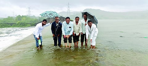 अकोले : आढळा आणि बेलापूर दोन्ही तुडूंब !