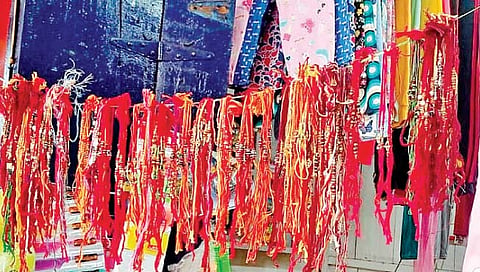 गोवा : रक्षाबंधनाच्या उत्साहावर महागाईचे विरजण