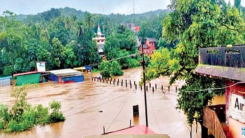 कोकण : राजापूरला पुराचा वेढा