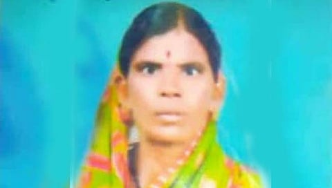 कोल्हापूर : घरगुती वादातून पतीने वरवंटा डोक्यात घालून केला पत्नीचा खून; पन्हाळा तालुक्यातील दरेवाडीतील घटना