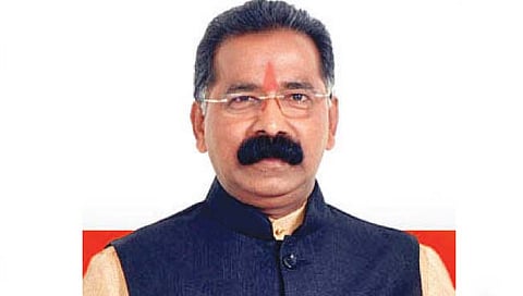 रत्नागिरी : हिंमत असेल तर जेलमध्ये टाका! ‘एसीबी’च्या नोटिशीवर आ. राजन साळवींचे सरकारला आव्हान