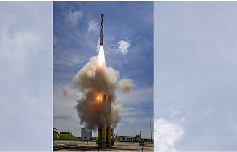 पाकिस्तानात चुकून पडले ब्राह्मोस क्षेपणास्त्र, भारतीय वायुसेनेचे ३ अधिकारी बडतर्फ
