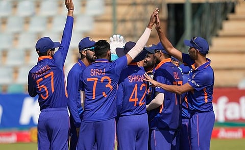 IND vs ZIM 2nd ODI : झिम्बाब्वेचा डाव १६१ धावांमध्ये आटोपला, शार्दुल ठाकूरचे तीन बळी