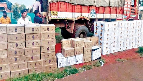 सांगली : मिरजेतून चोरीस गेलेली 35 लाखांची दारू बार्शीत पकडली; एकास अटक