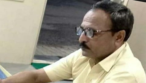 कोल्हापूर : म्हाकवेत दुचाकी-कारच्या धडकेत एक ठार: दोघे गंभीर जखमी