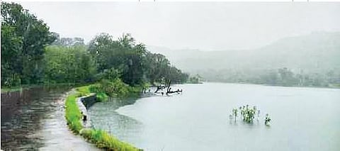 पानशेत खोर्यात पुन्हा पावसाच्या सरी