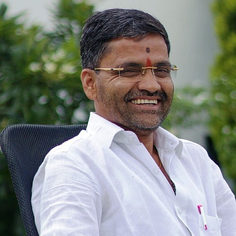 पारनेर मतदारसंघातील रस्त्यांसाठी बुस्टर पॅकेज; आ. लंके यांनी खेचून आणला 62 कोटींचा निधी
