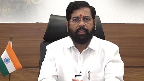 Social Media : समाजमाध्यमांवरील तक्रारी सोडवण्यासाठी यंत्रणा कार्यान्वित करा : मुख्यमंत्री शिंदे