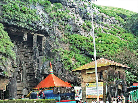 कार्ला गडावर नवरात्रोत्सवाची जय्यत तयारी