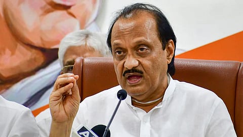 एकाच खुर्चीवर डोळा ठेवायला आम्ही दोघंही वेडे नाही, आमच्यात कोल्ड वॉरसुद्धा नाही : अजित पवार