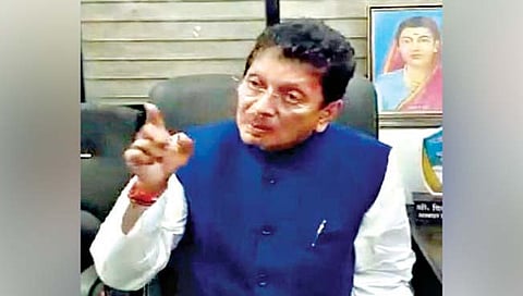 जनाधार कमी झाल्यामुळे ठाकरे गटाची वंचित बहुजन आघाडीशी युती : दीपक केसरकर