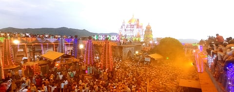 जेजुरीच्या डोंगर खोऱ्यात तब्बल अठरा तास रंगला मर्दानी दसरा सोहळा, रमणा डोंगरात पहाटे तीन वाजता झाली देवभेट