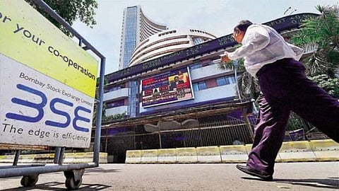 Share Market Today | तीन सत्रातील घसरणीनंतर शेअर बाजार सावरला, सेन्सेक्स, निफ्टी तेजीत