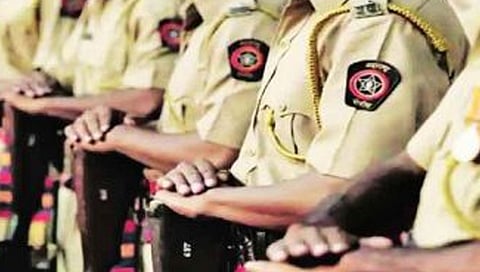 पोलिस अधिकार्यांना अधिकार प्रदान; 31 डिसेंबर, मानवंदना कार्यक्रम सोहळा