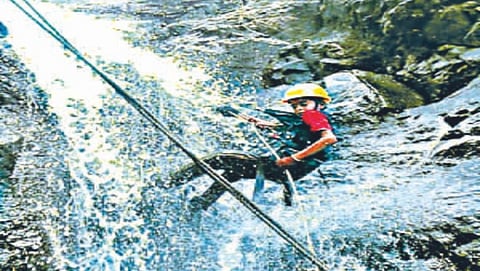 trekking