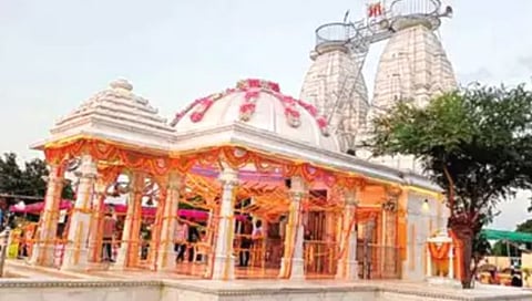 गुजरात : सिद्धपूरमधील हिंदू मंदिराच्या जीर्णोद्धारासाठी मुस्लिमांनी दिली देणगी; जातीय सलोख्याचे अनोखे उदाहरण