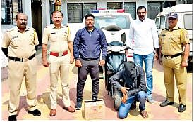 सातारा : अवैध दारू वाहतूक करणार्याला अटक