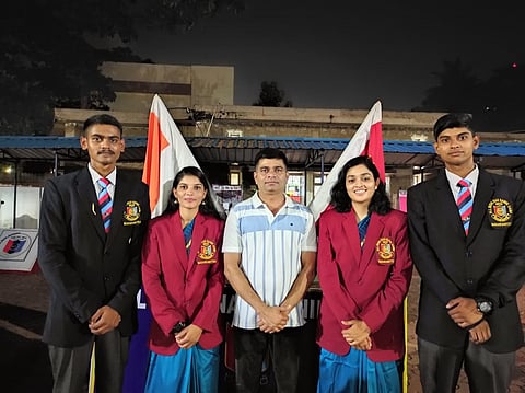 नाशिक : विशाखापटणम, आंध्रप्रदेश येथील राज्यात ऑल इंडिया नौसैनिक कॅम्पमध्ये महाराष्ट्र डायरेक्टरेट विजयश्री खेचून आणणारे नाशिकचे युनिट.