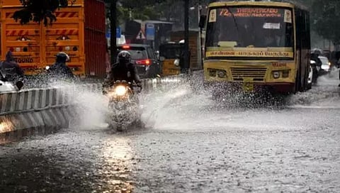 Chennai Rain : चेन्नईमध्ये ३० वर्षातील सर्वाधिक पाऊसाची नोंद; पूरपरिस्थितीमुळे जनजीवन विस्कळीत