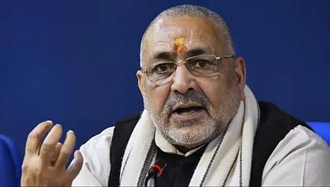 चीनशी स्पर्धा करण्यासाठी लोकसंख्या नियंत्रण विधेयक गरजेचे : केंद्रीय मंत्री गिरीराज सिंह