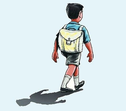 मुंबई : पुस्तकालाच जोडणार वह्यांची पाने!; शालेय शिक्षण विभागाचा निर्णय ‘वजनदार’ ठरण्याची चिन्हे