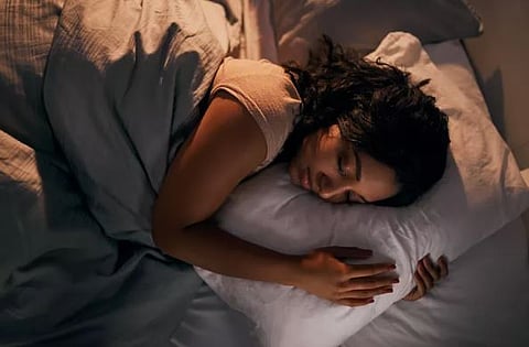 Sleep & Clock :रात्रीची शांत झोप महत्त्वाची; जाणून घ्या झोपेच्या ‘जैविक’ घड्याळाविषयी
