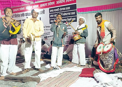 नगर : ना थकणार, ना झुकणार.. न्याय मिळाल्याशिवाय मागे नाही हटणार ! आ . लंके उपोषणाच्या निर्णयावर ठाम