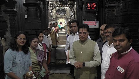 कोल्हापूर : किरीट सोमय्यांनी घेतले अंबाबाईचे दर्शन; म्हणाले, “ज्या मुश्रीफांनी थांबवलं होतं तेच…”