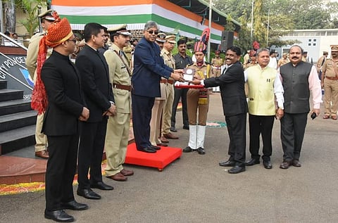पुणे : लोकशाही बळकट करण्यासाठी राज्यघटनेने दिलेल्या अधिकारांचा उपयोग करावा ः चंद्रकांत पाटील