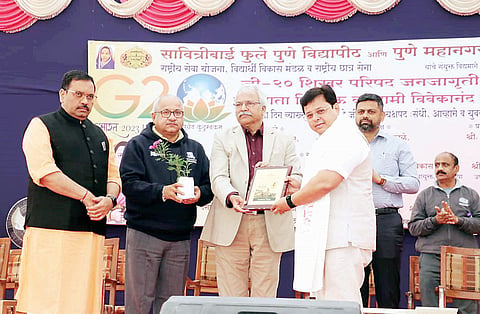 पुणे : 2023 भारताचे नेतृत्व प्रस्थापित करणारे वर्ष : उच्च शिक्षण विभागाचे संचालक डॉ. शैलेंद्र देवळाणकर