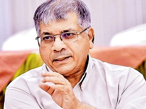 कोरेगाव भीमाच्या लढाईने राजकीय गुलामी संपली : अॅड. प्रकाश आंबेडकर यांचे मत
