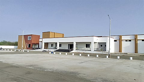 नाशिक : सय्यद पिंप्रीमधील निवडणूक शाखेचे भव्य गोदाम.