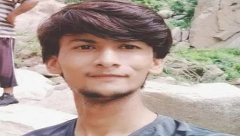 हिंदू तरुणींच्या धर्मांतरणावर टीका; पाकमध्ये युवकाला जेलमध्ये टाकले