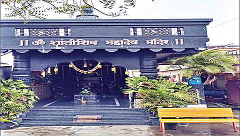 ओम शांती शिव महादेव मंदिर www.pudhari.news