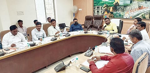 नगर : ‘विद्युत’ला सभापती वाकळेंचा झटका