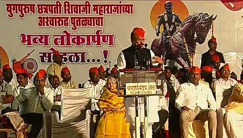 सांगली : जतमध्ये छत्रपती शिवाजी महाराजांच्या पुतळ्याचे लोकार्पण