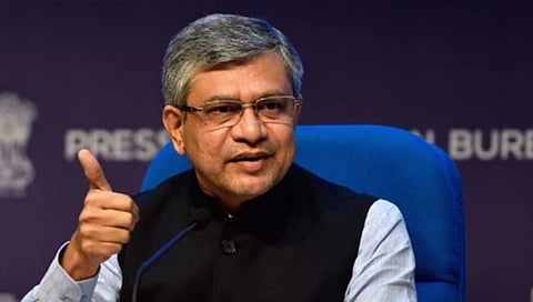 Union Cabinet Metting: भारत बनणार सेमीकंडक्टर निर्मितीचे हब; केंद्राची ३ प्रकल्पांना मंजुरी, केंद्रीय मंत्री अश्विन वैष्णव यांची माहिती